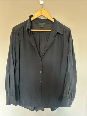 Banana Republic Black Casual Button-Down Shirt